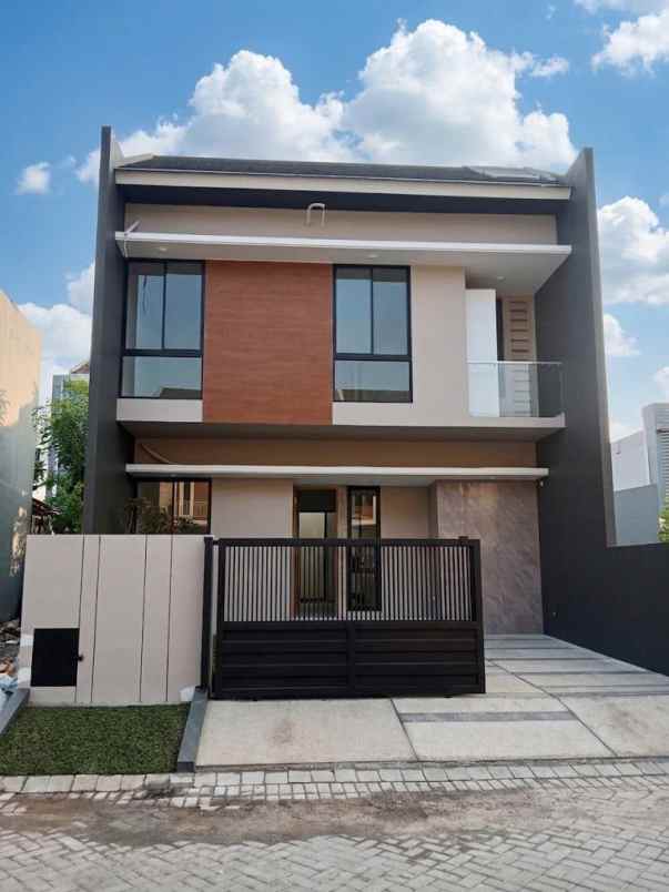 dijual rumah rumah florence pakuwon