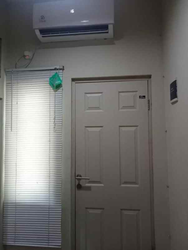 dijual rumah rungkut