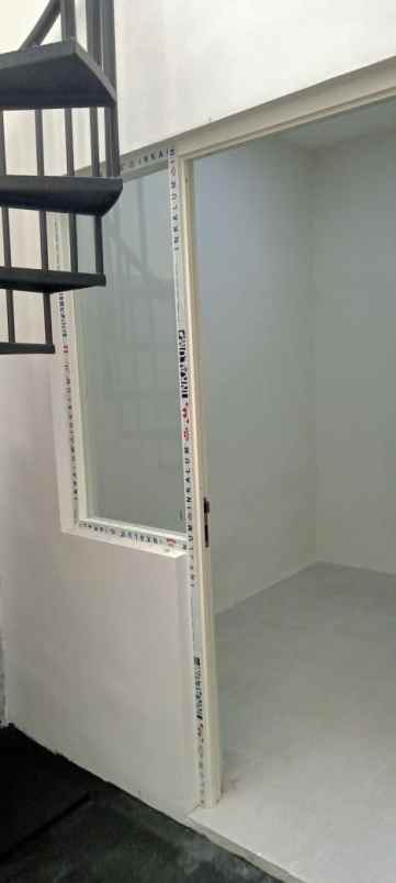 dijual rumah rungkut asri utara