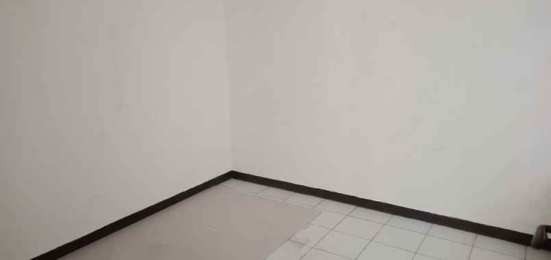 dijual rumah sanggar hurip