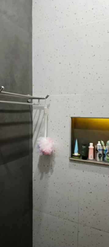 dijual rumah sapphire madani