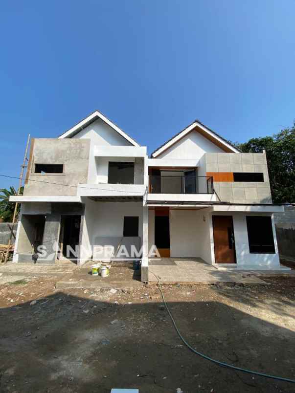 dijual rumah sasak panjang