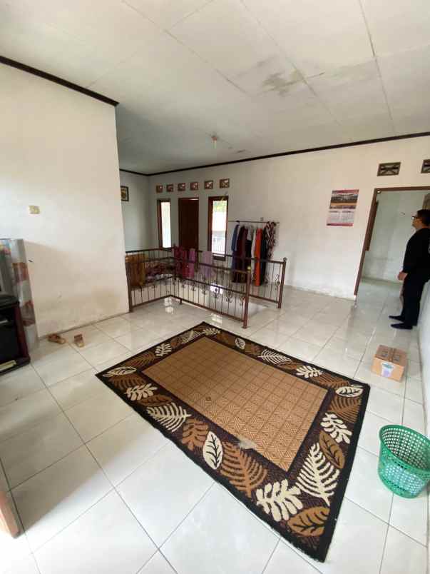 dijual rumah secondary kawasan ciawi bogor