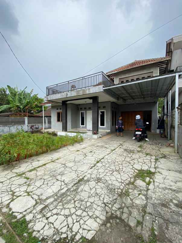 dijual rumah secondary kawasan ciawi bogor