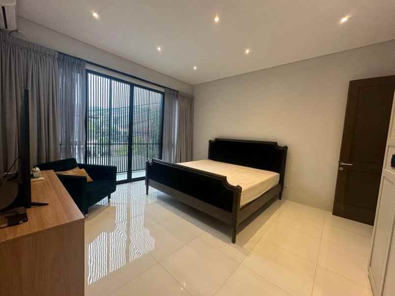 dijual rumah sentul city