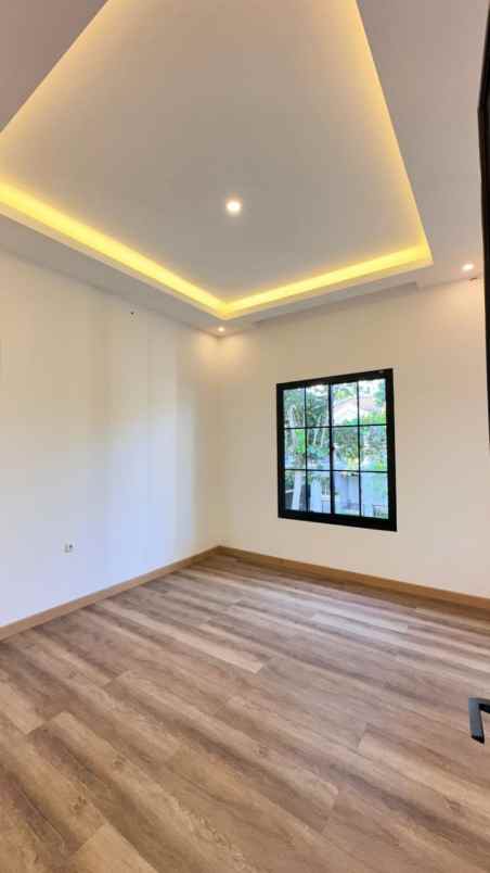 dijual rumah sentul city semi furnished