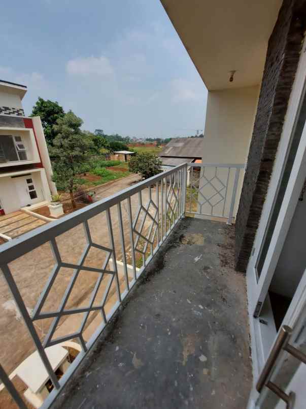 dijual rumah serpong