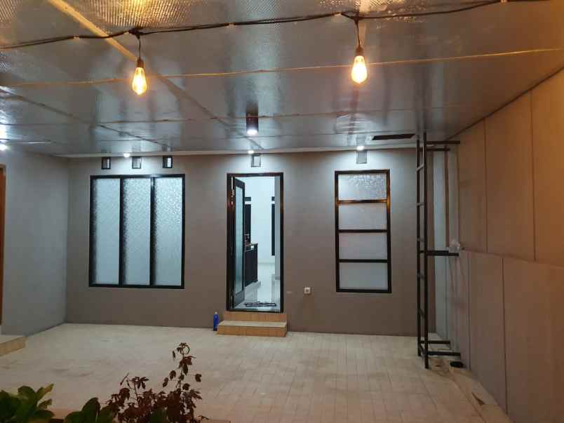 dijual rumah setiabudi setiabudhi