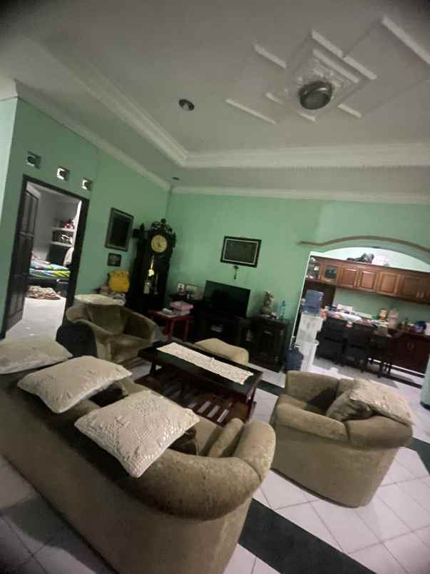 dijual rumah siap huni lokasi di sulfat kota malang