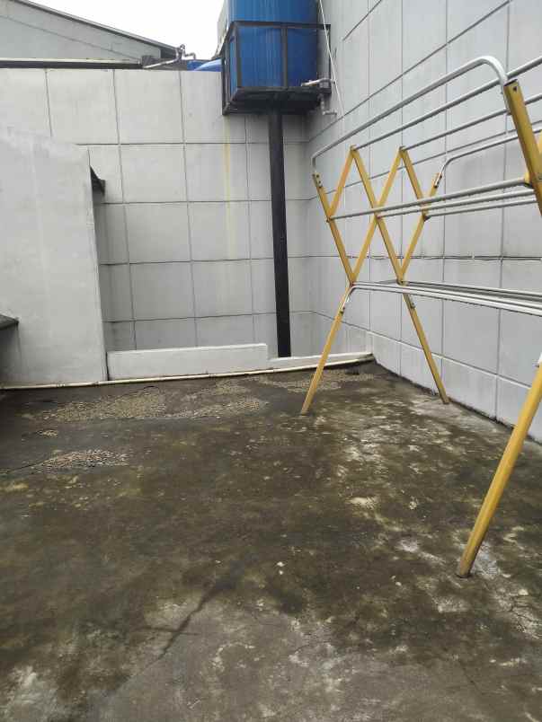 dijual rumah siap huni rapi bersih