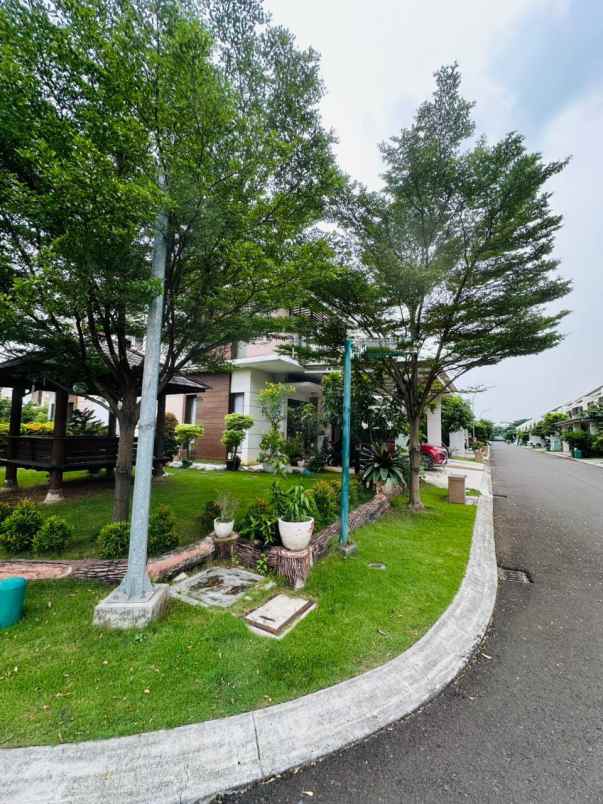 dijual rumah summarecon bekasi cluster
