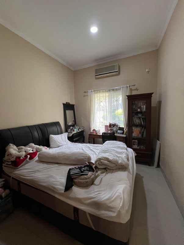dijual rumah summarecon bekasi cluster