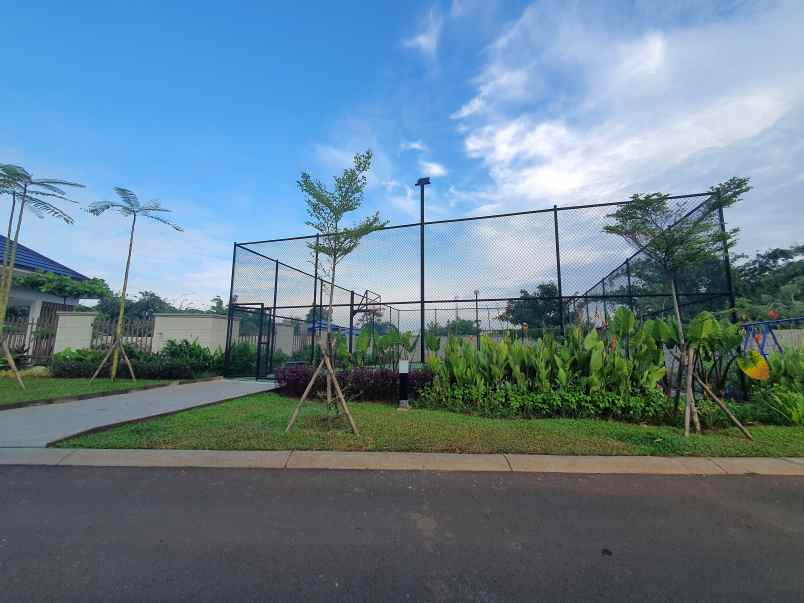 dijual rumah suvarna sutera cluster