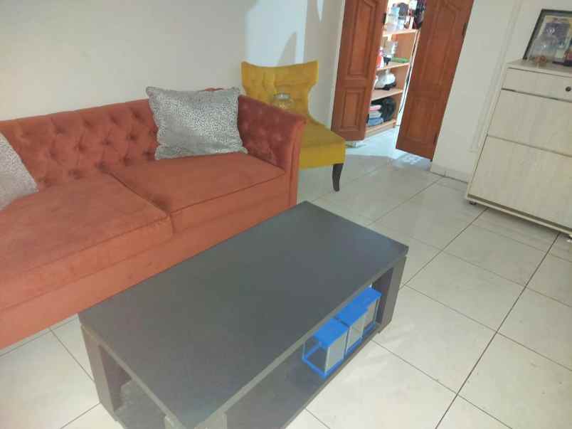 dijual rumah taman buaran indah 1