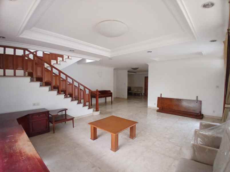 dijual rumah taman kedoya baru jakbar hook