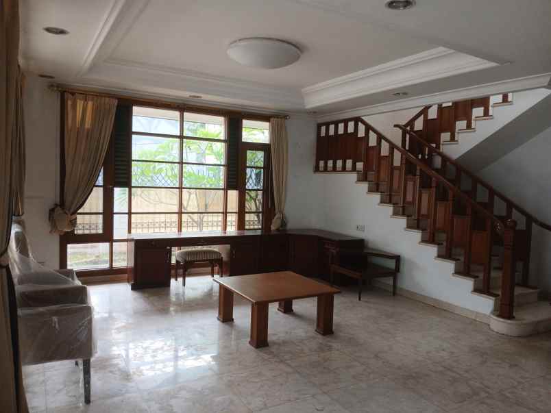 dijual rumah taman kedoya baru jakbar hook