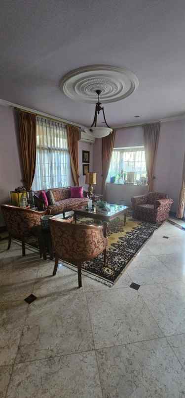 dijual rumah tanjung barat