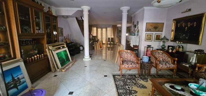 dijual rumah tanjung barat