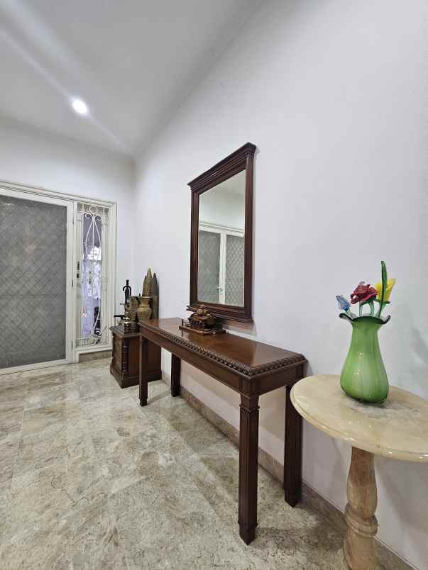 dijual rumah tanjung barat jagakarsa