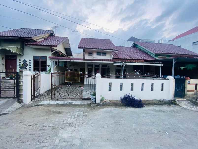dijual rumah tinggal 1 lantai medan amplas
