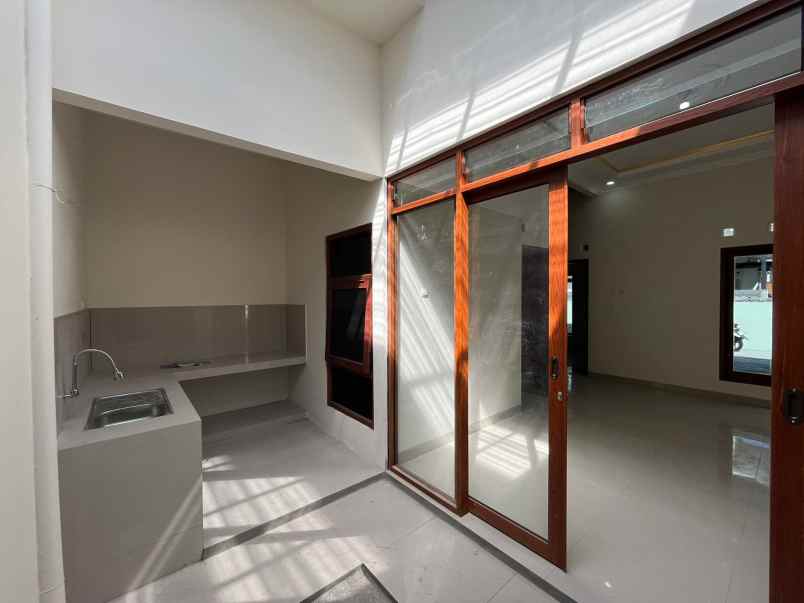 dijual rumah tirtoadi kec mlati