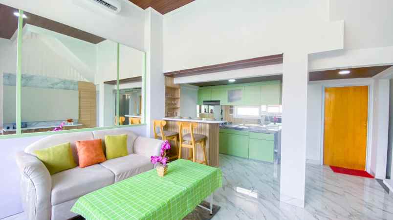 dijual rumah tugu