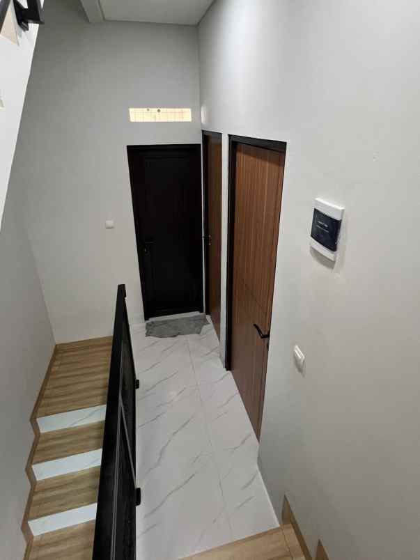 dijual rumah utan kayu matraman jakarta