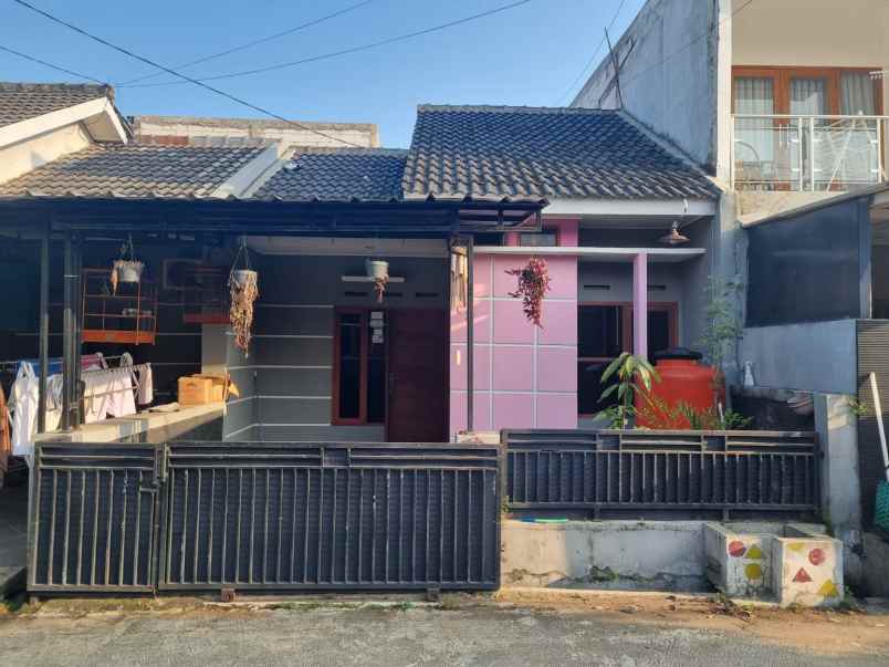 dijual rumah villa cilame regency