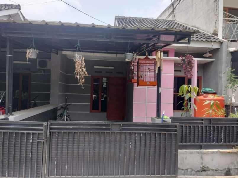 dijual rumah villa cilame regency