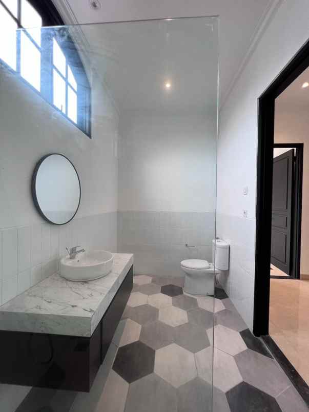 dijual rumah villa delima karang tengah