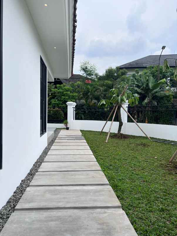 dijual rumah villa delima karang tengah