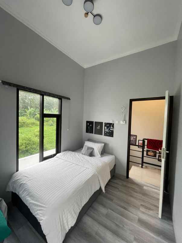 dijual rumah villa kota batu malang