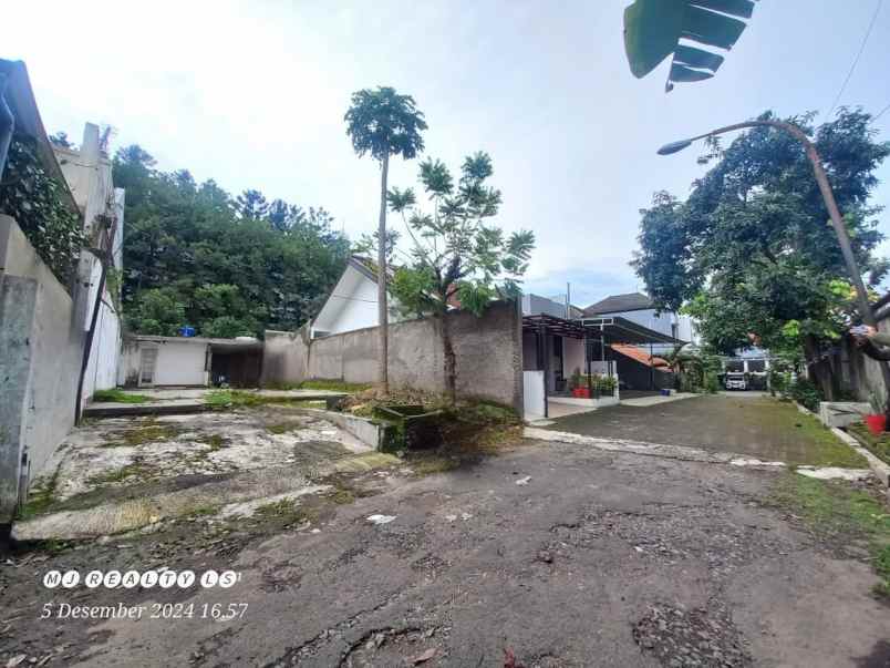 dijual tanah komplek sayap sudirman