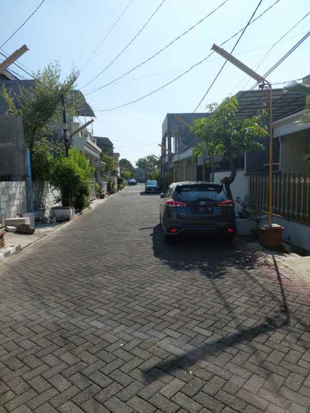 dijual tanah mulyosari