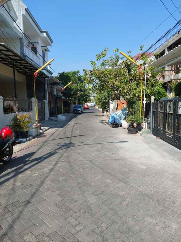 dijual tanah mulyosari