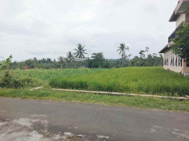 dijual tanah pinggir jl akses mobil di cibuntu cilimus