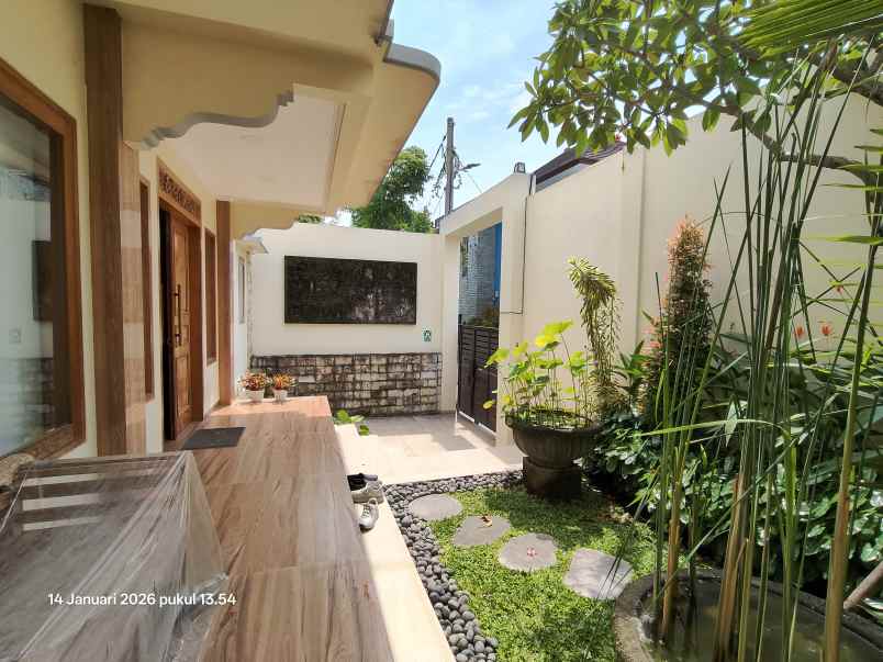 dijual villa canggu badung bali