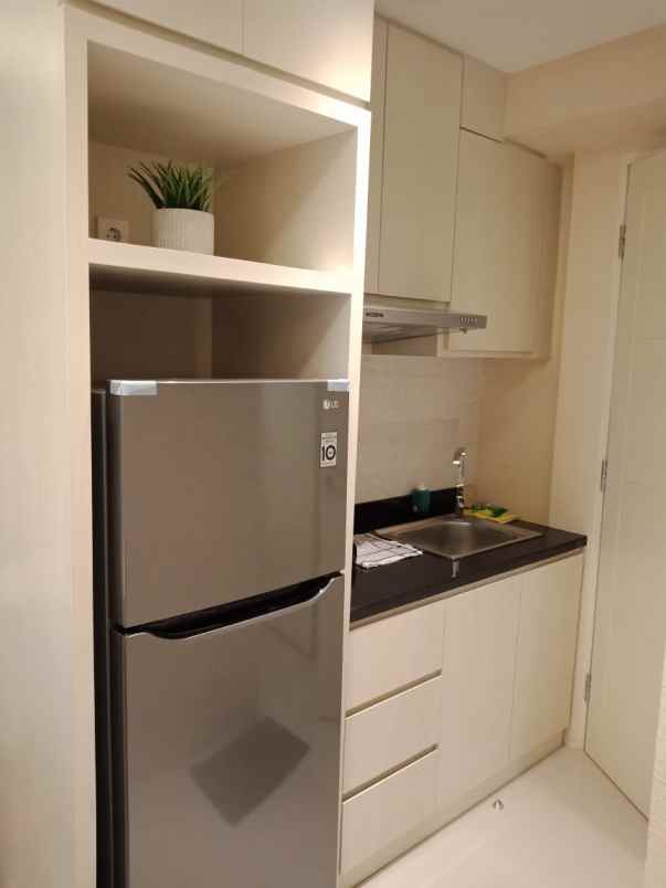 disewakan apartemen apartemen tanglin pakuwon
