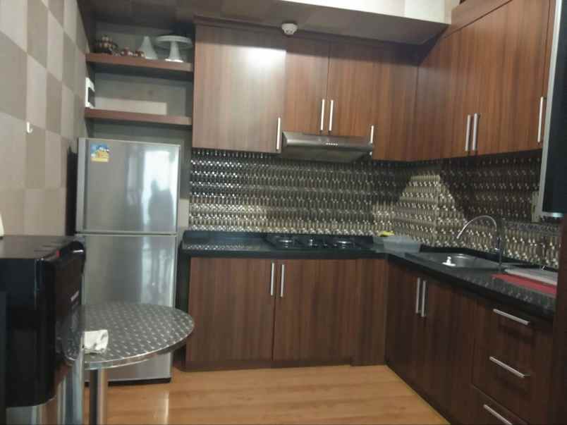 disewakan apartemen jl bukit darmo boulevard