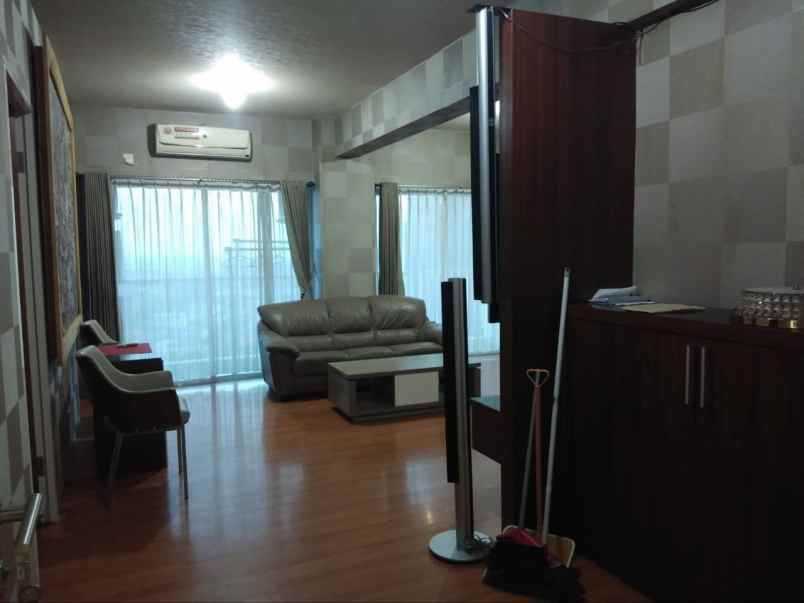 disewakan apartemen jl bukit darmo boulevard