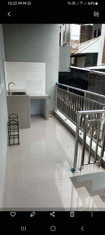 disewakan kamar kost putri teluk gong bangunan baru