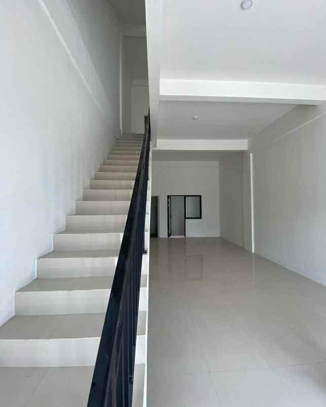 disewakan ruko di eastern park