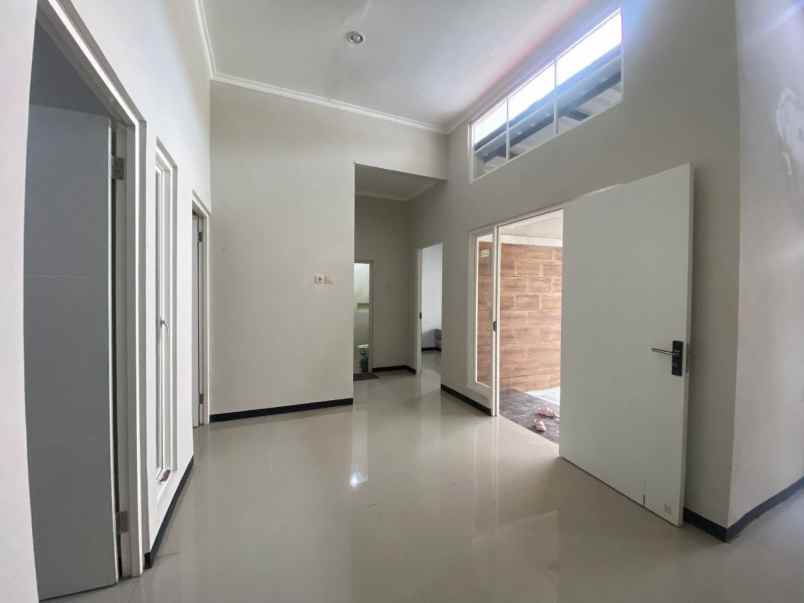 disewakan rumah alana cemandi tahap 5