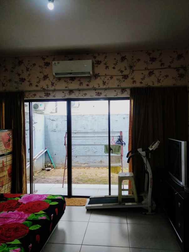 disewakan rumah cluster alamanda jgc