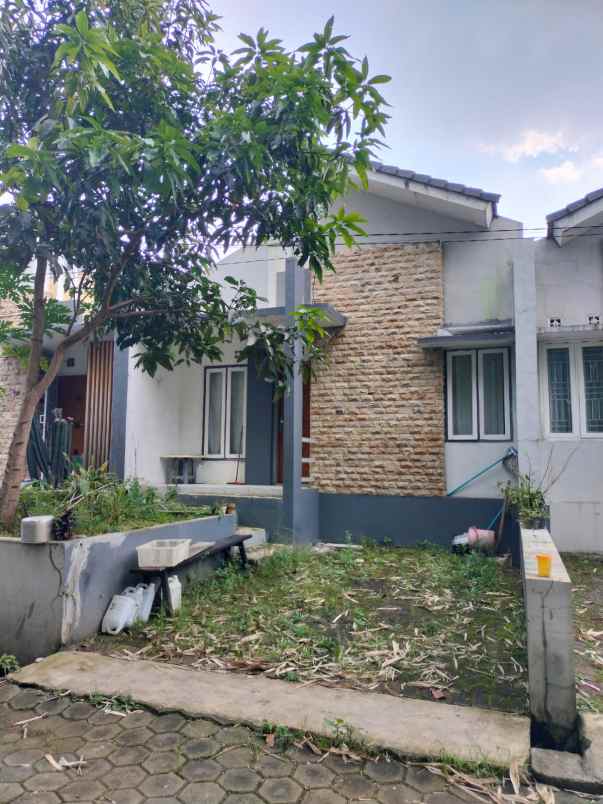disewakan rumah cluster cihanjuang