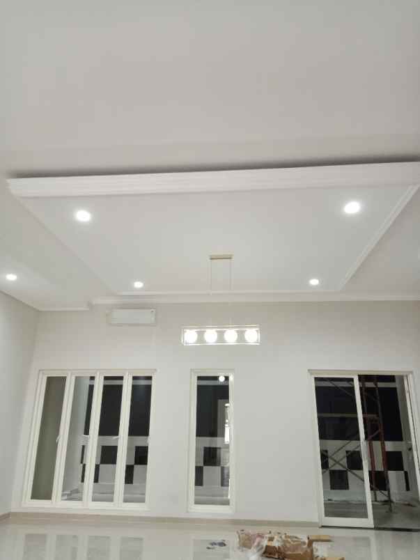 disewakan rumah graha famili blok l surabaya barat