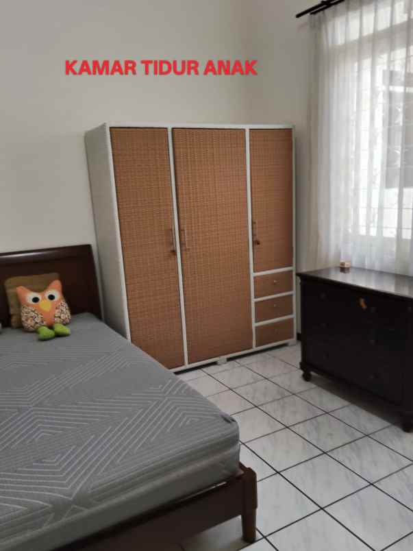 disewakan rumah jl raya kebayoran baru