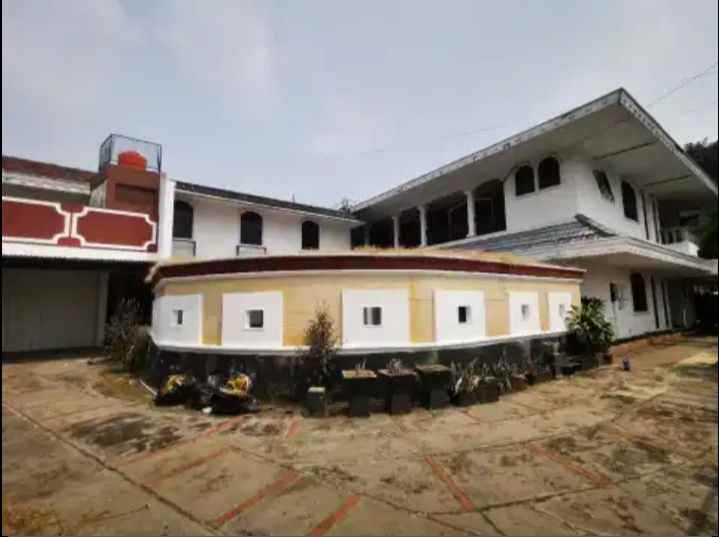 disewakan rumah menteng dalam