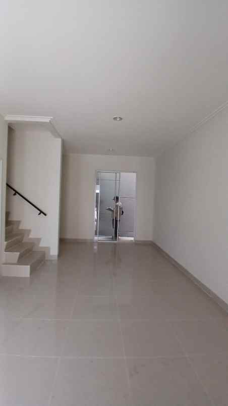 disewakan rumah perumahan sedayu city