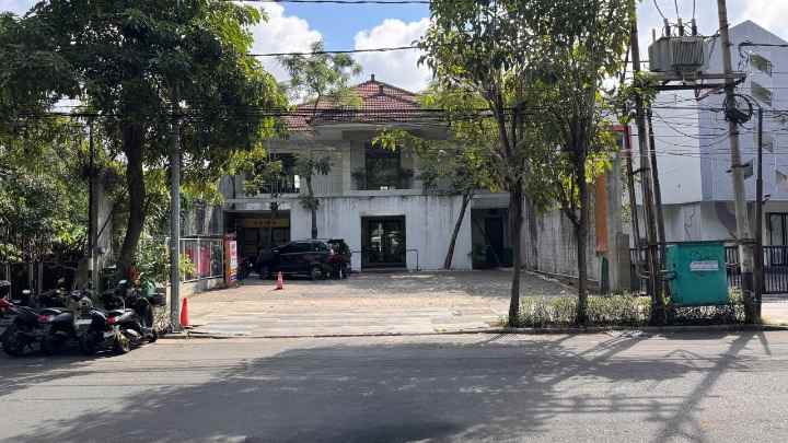 disewakan rumah raya dharmahusada